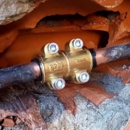 reparacion fuga agua en logroño
